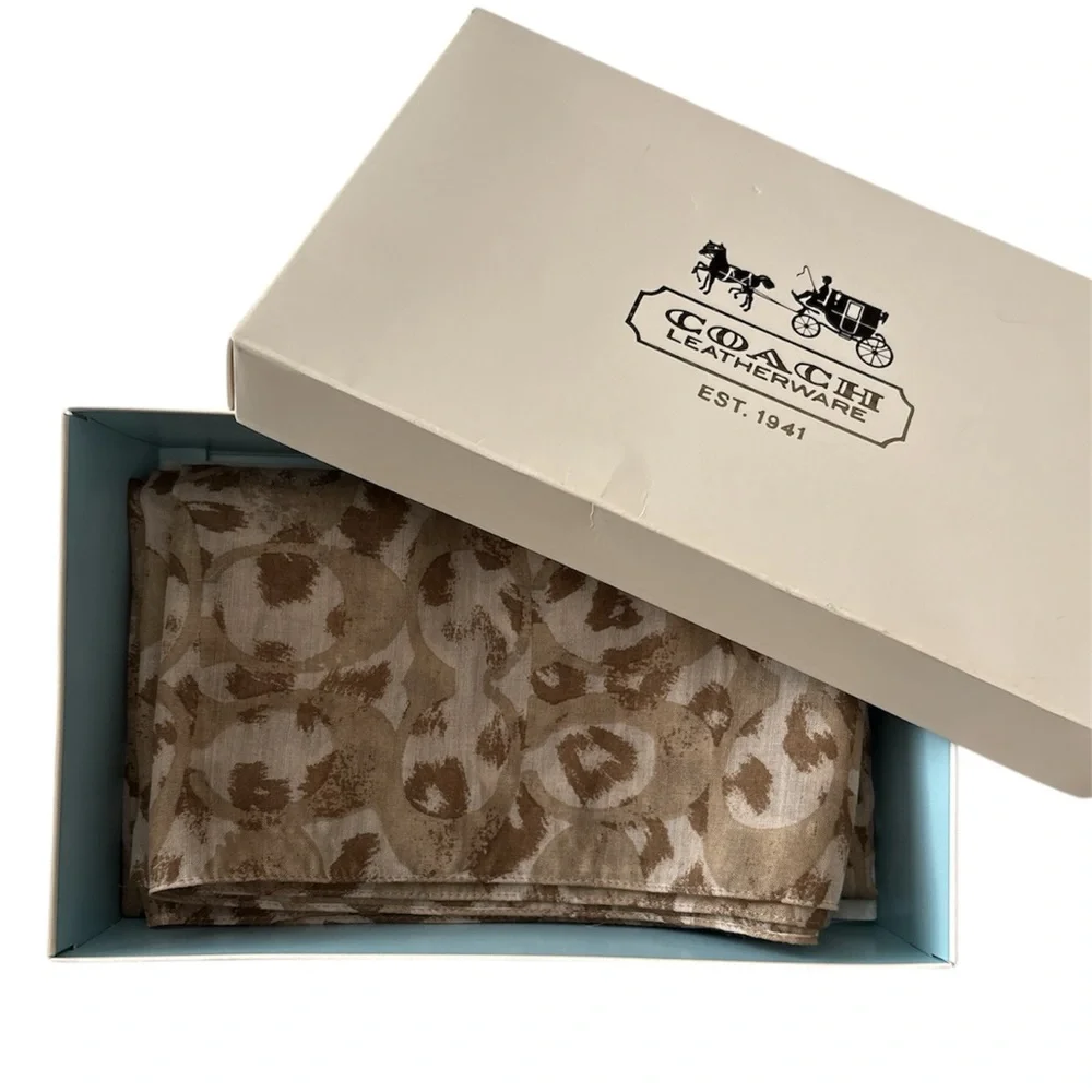 COACH Brown / Tan Signature Infinity Scarf & Gift Paper & Coach Leatherware Box